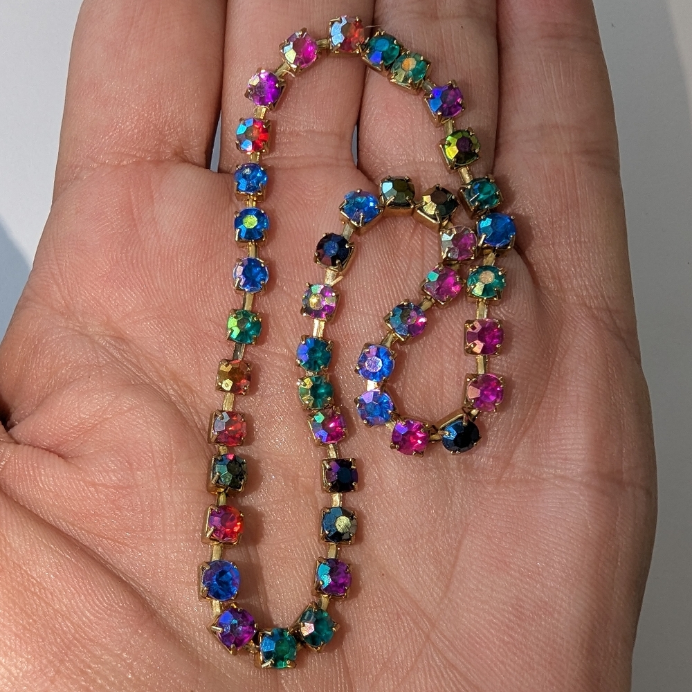 EVT GOLD TONE MULTI COLOR 4 PRONGED RHINESTONE 10" ANKLET????